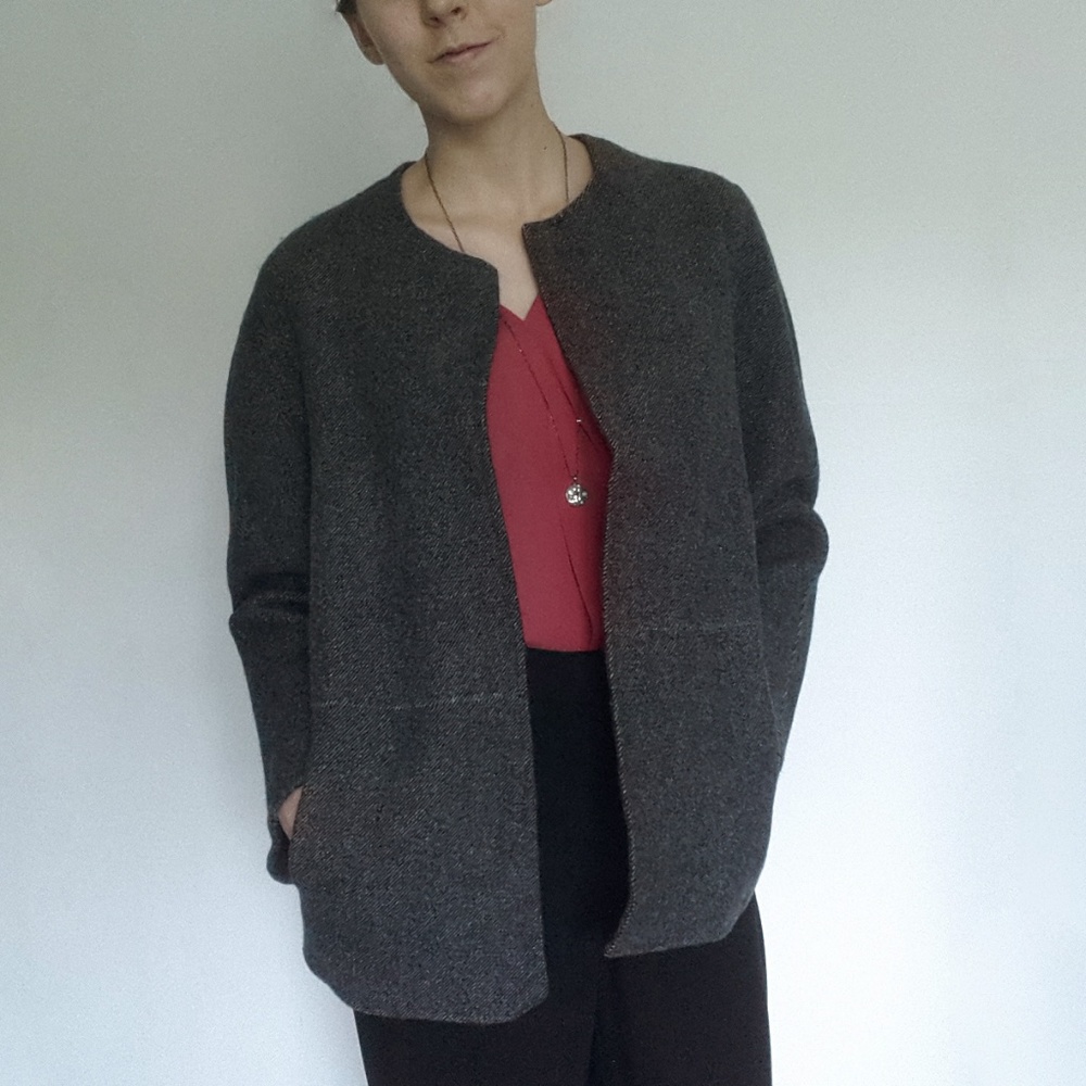 Anne Klein • Dark Gray Scoop Neck Boxy Blazer